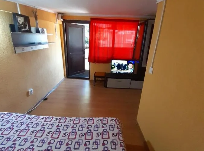 בית הארחה Casa Rebeca נפטון